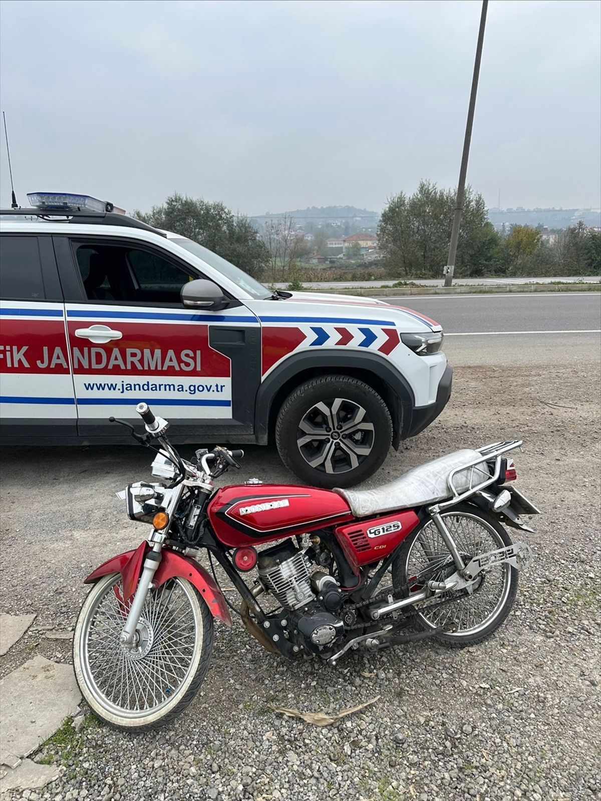 Sakarya\'da Abartı Egzozlu 25 Araç Men Edildi
