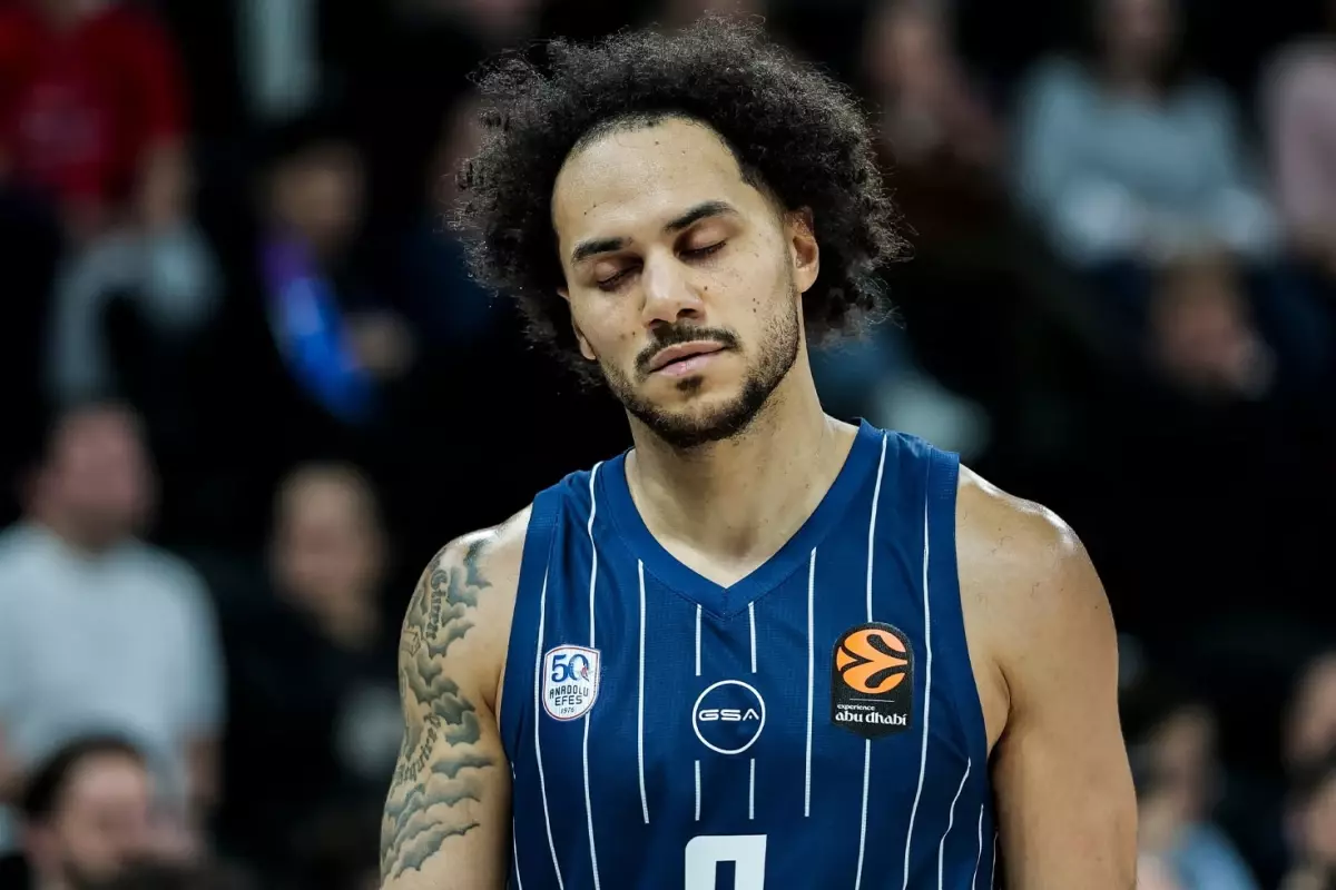 Shane Larkin\'in sakatlık durumu belli oldu! Aylarca forma giyemeyecek