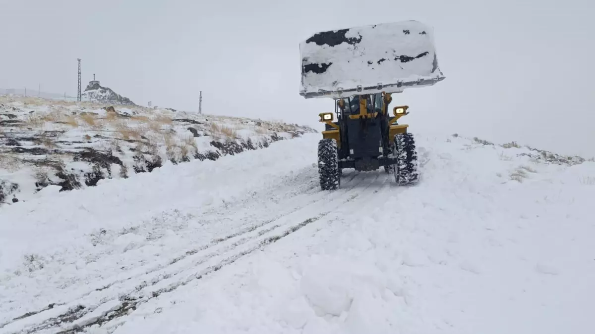 Şırnak\'ta Kar ve Sağanak Yağış Etkili