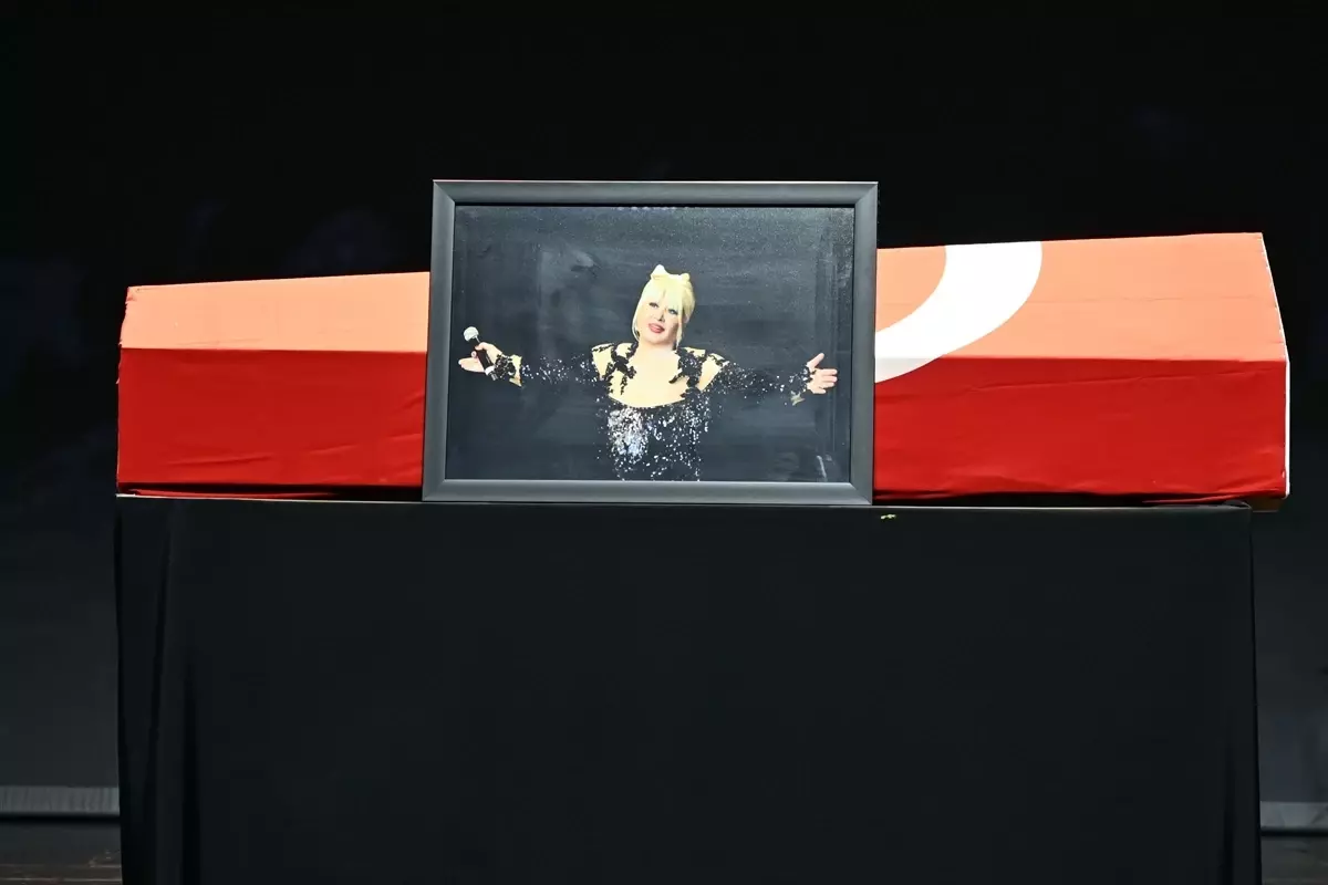 Muazzez Abacı için AKM\'de tören düzenlendi