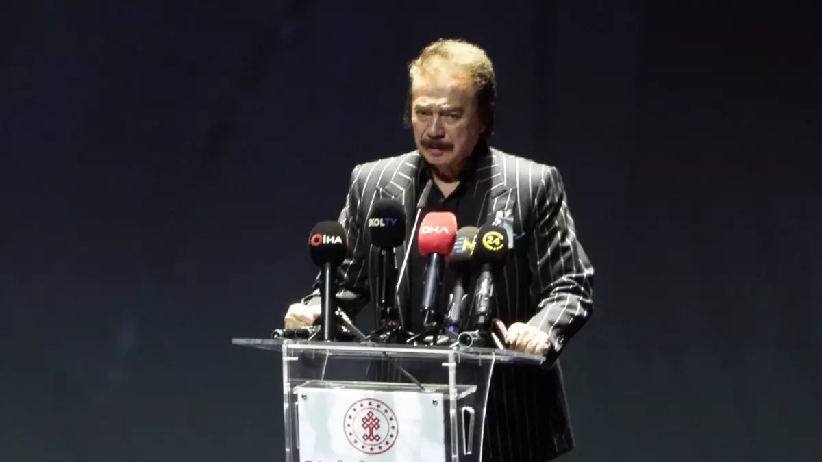 Muazzez Abacı için veda töreni