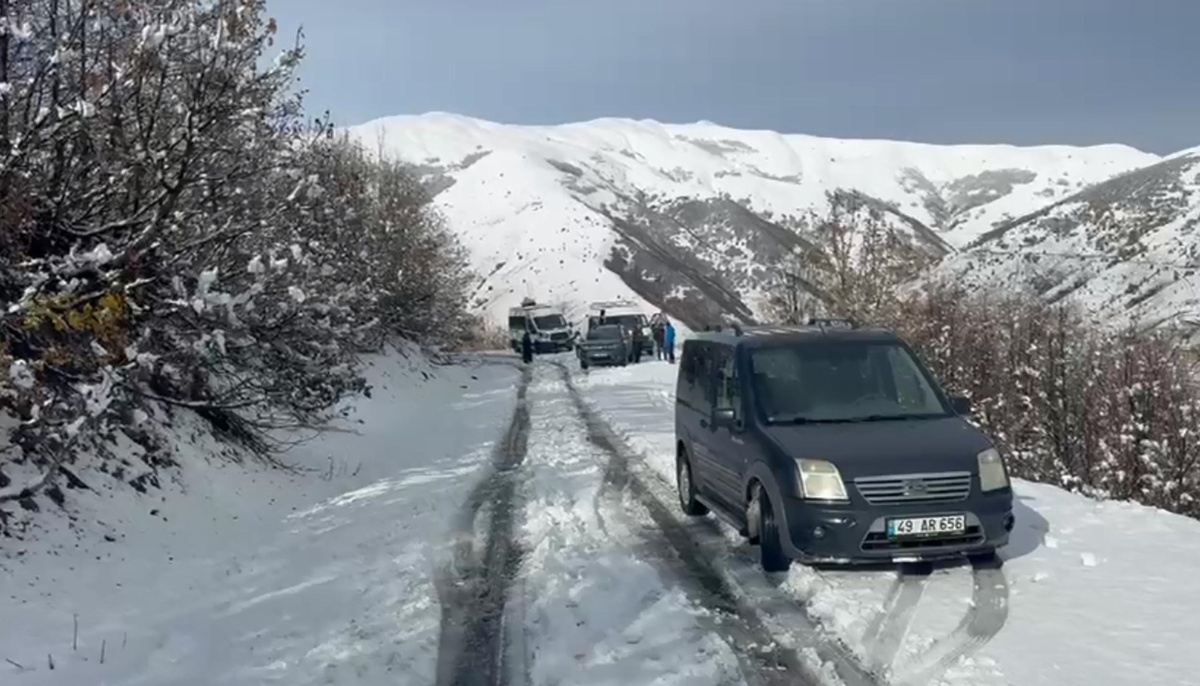 Muş\'ta 14 köy yolu kar nedeniyle kapandı