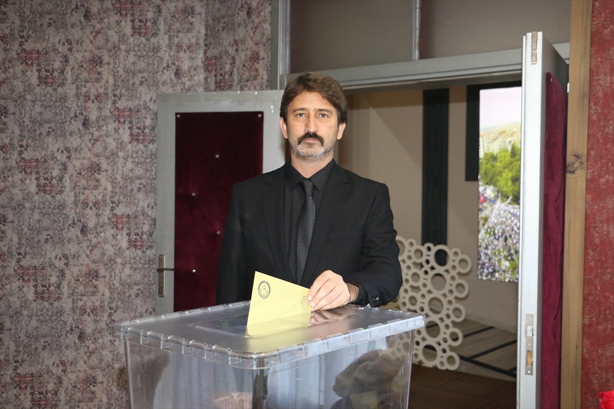 Hakan Göktaş Yeniden Başkan Seçildi