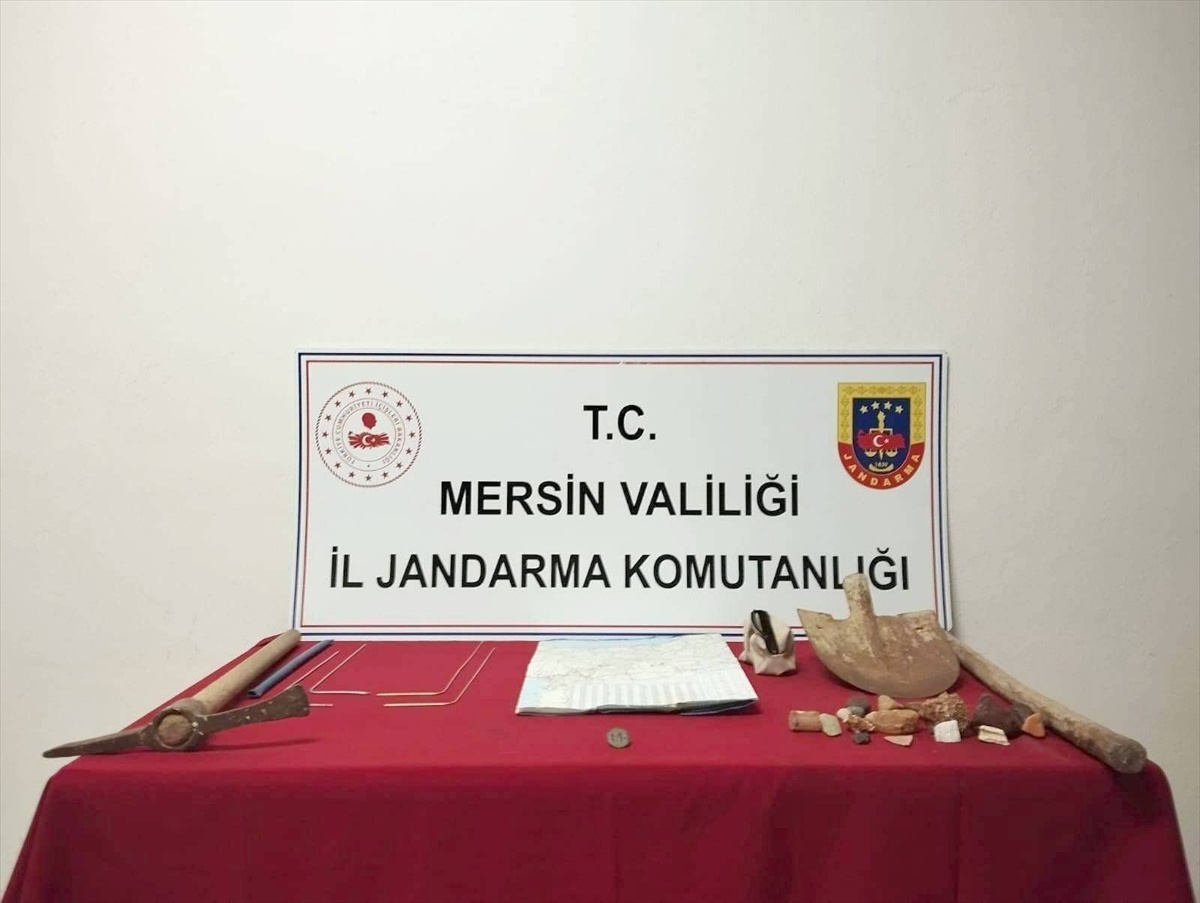 Mersin\'de Kaçak Kazı Operasyonu