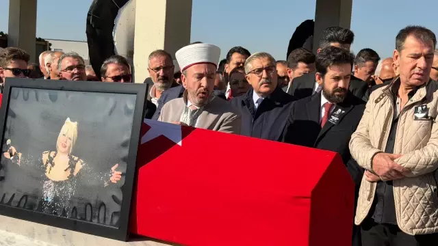Muazzez Abacı Ankara'da son yolculuğuna uğurlandı Muazzez Abacı Ankara'da son yolculuğuna uğurlandı