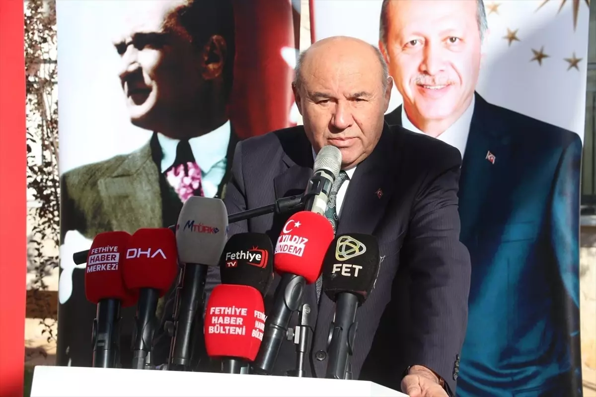 Seydikemer\'de TOKİ Konutları Hak Sahiplerine Teslim Edildi