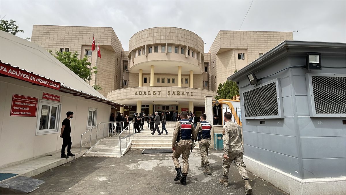 Bozova\'da Marangozda Şok Olay: Çırak Ağır Yaralandı