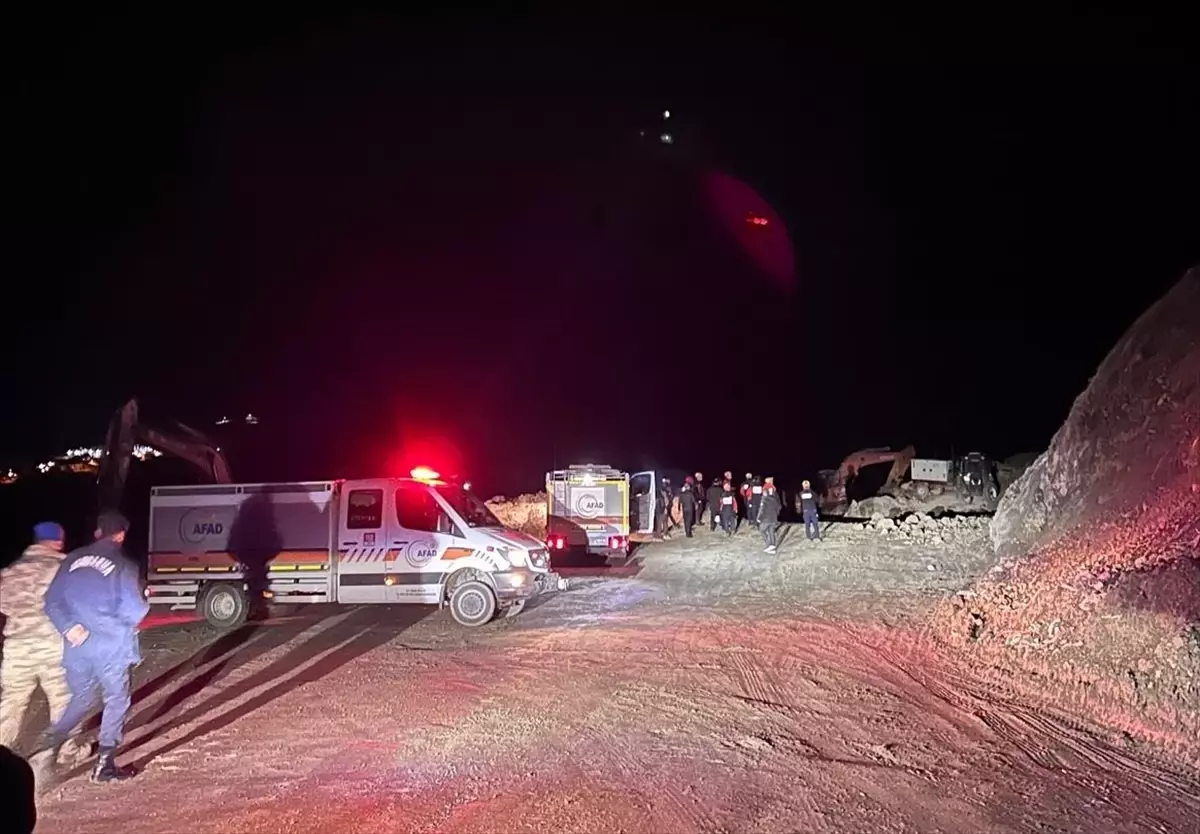 Divriği\'de Demir Madeni Göçüğü