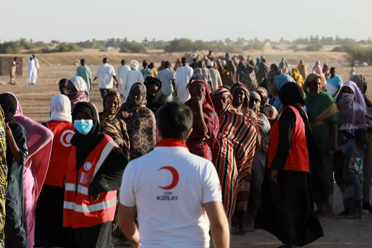 Türk Kızılay Sudan\'a Yardımda Bulundu