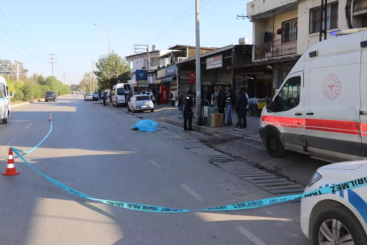 Yüreğir\'de Trafik Kazası: 70 Yaşındaki Adam Hayatını Kaybetti