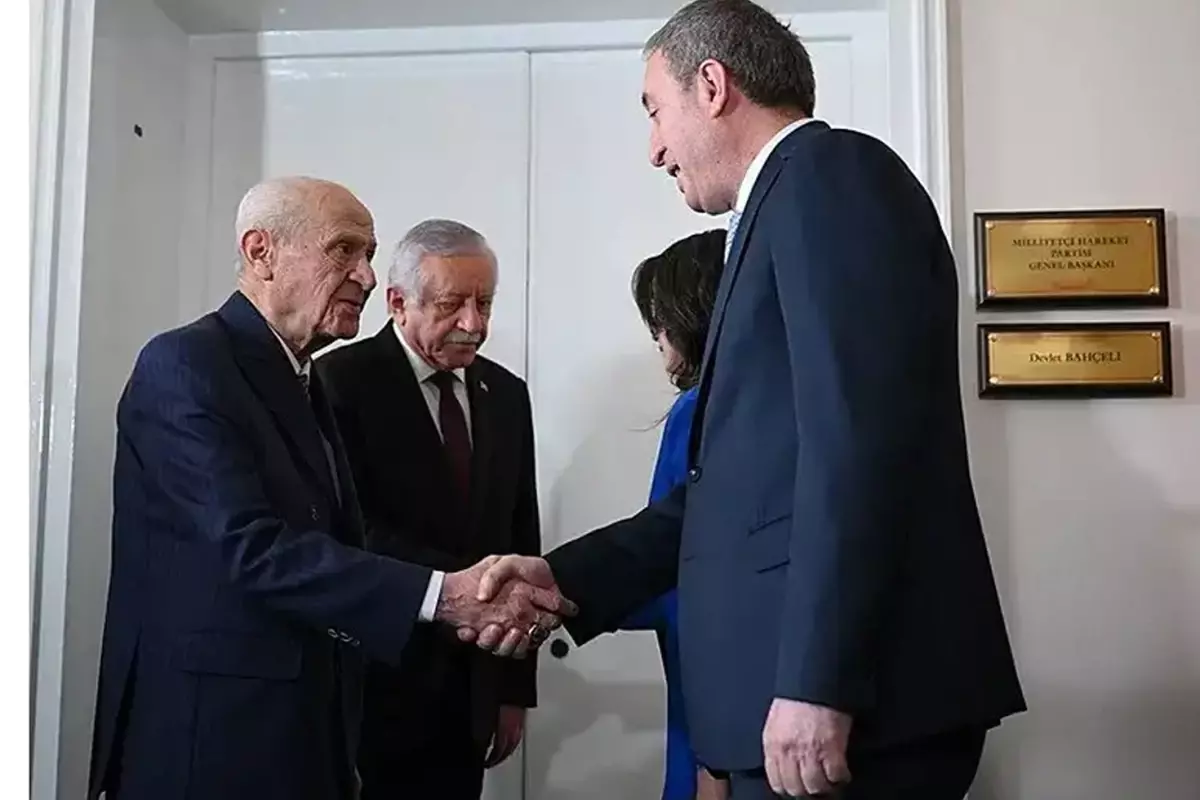 DEM Parti\'den Bahçeli\'nin "İmralı\'ya giderim" sözlerine ilk yorum