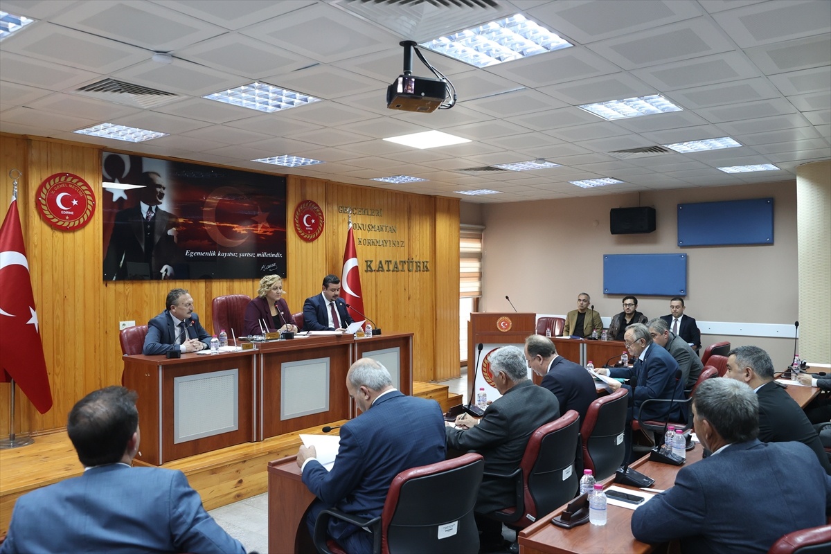 Edirne Meclis Toplantısı Devam Ediyor
