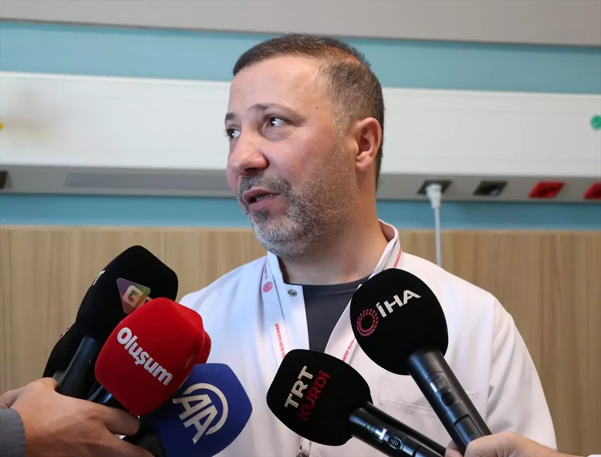 Nadir Durumda Tedavi: Evin Aslan Safra Taşlarından Kurtuldu