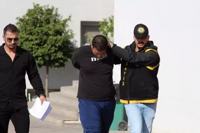 Kardeşinin yasak ilişki yaşadığı kişiyi iç çamaşırıyla kaçarken öldürdü