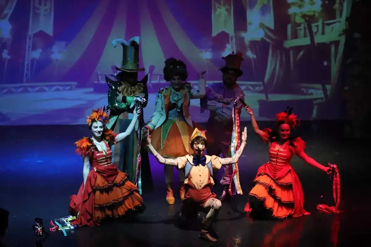 SAMDOB\'dan \'Pinokyo\' İle Çocuklara Masal Nostaljisi