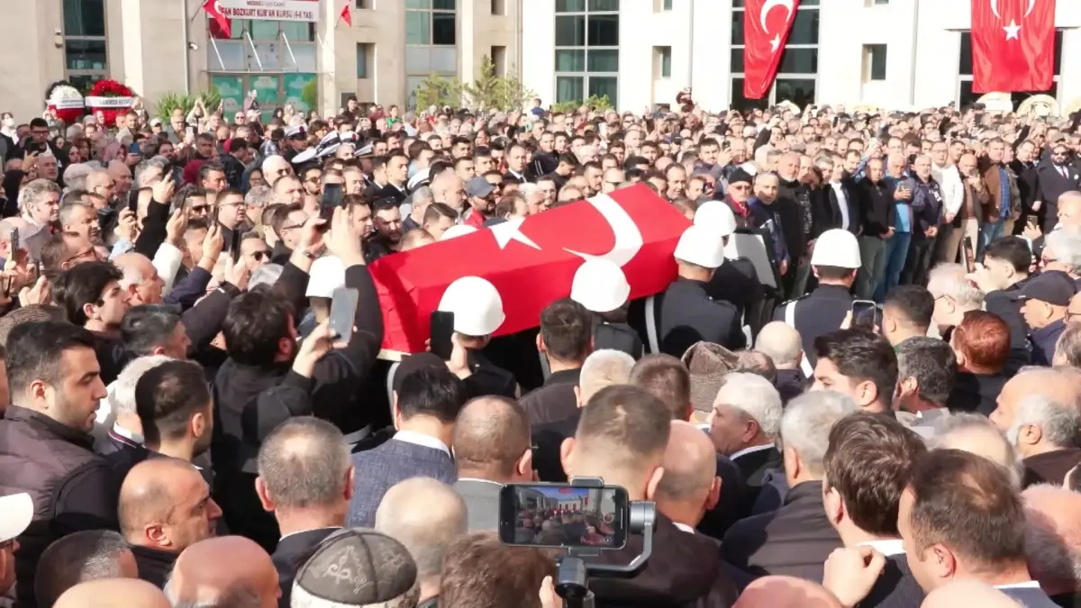 Şehit Pilot Hasan Bahar son yolculuğuna uğurlandı