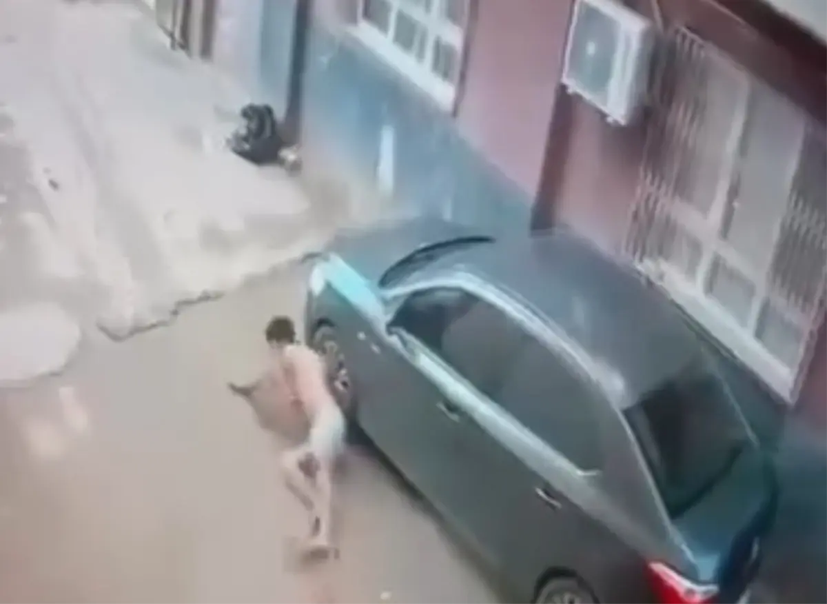 Yasak ilişki cinayeti kamerada! İç çamaşırıyla kaçarken katletti