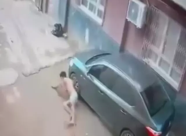 Yasak ilişki cinayeti kamerada! İç çamaşırıyla kaçarken katletti