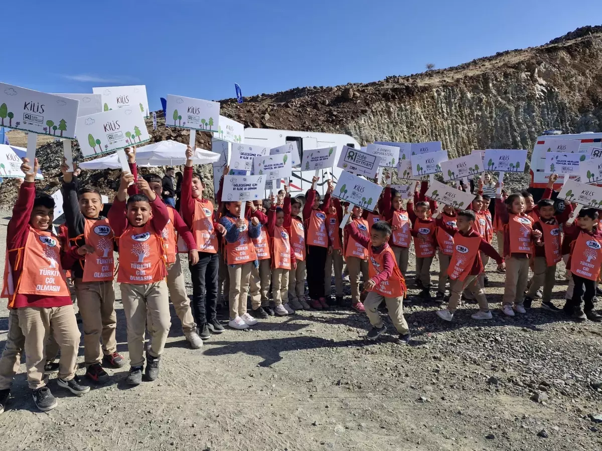 Kilis\'te 50 Bin Fidan Dikildi