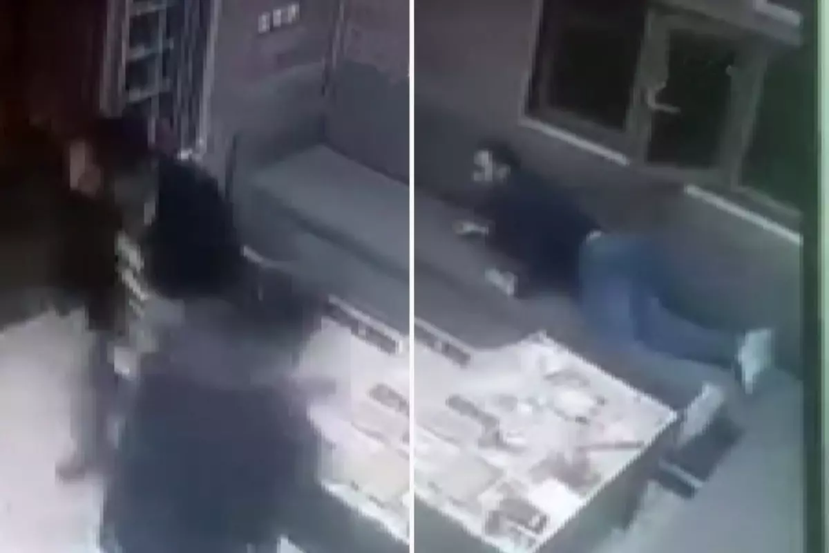 Taksi şoförüyle tartışıp 3 el ateş etti