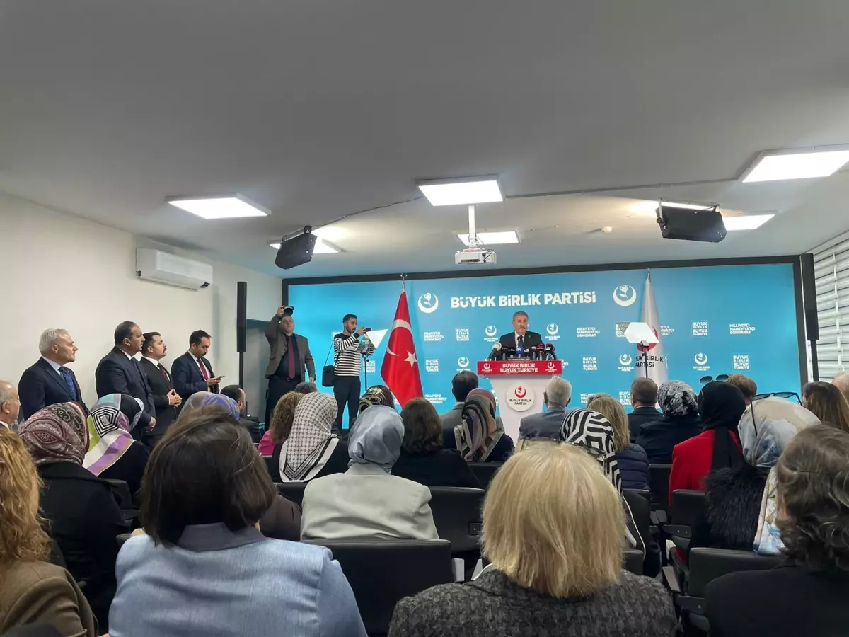 Destici: Komisyon, İmralı\'nın ayağına gitmemeli