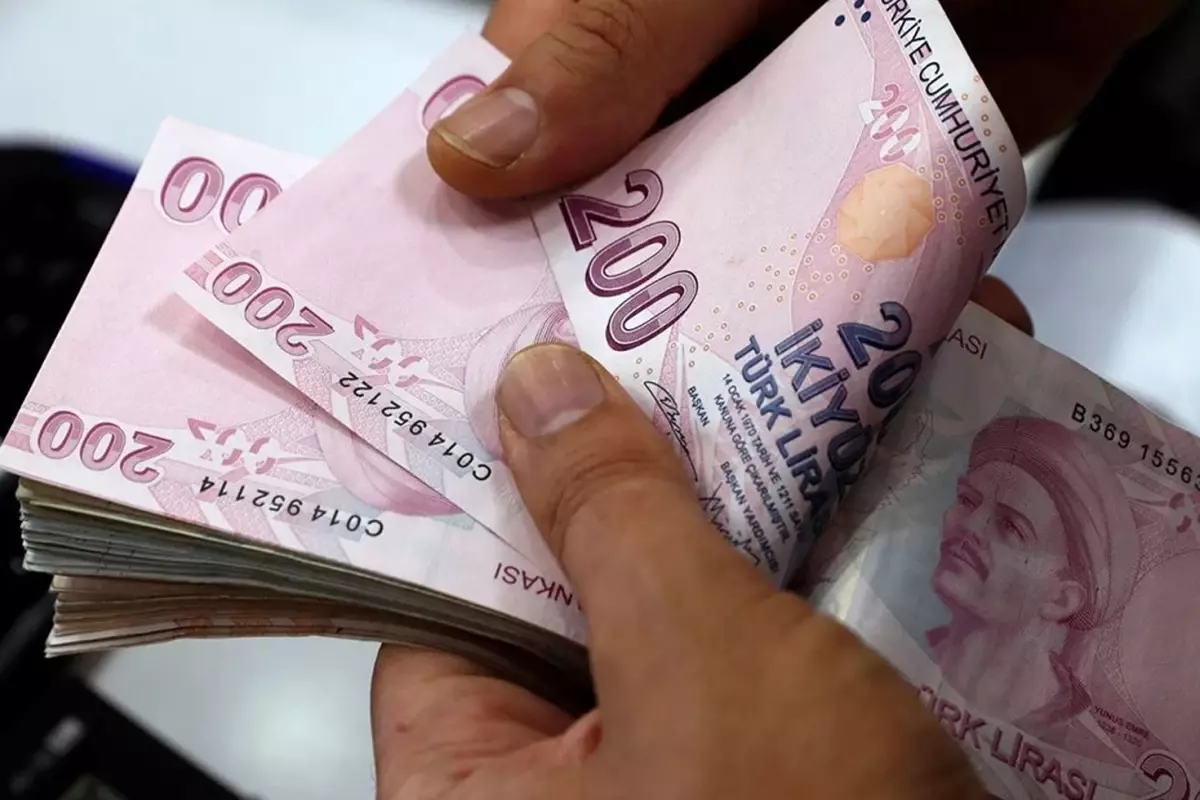 Eski Merkez Bankası Başkan Yardımcısı Emrah Şener adli kontrolle serbest