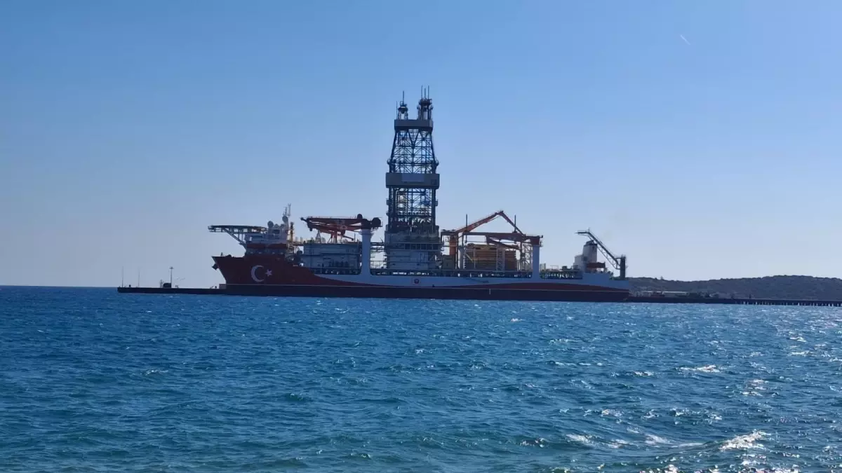 Mersin\'e Yeni Sondaj Gemisi Geldi