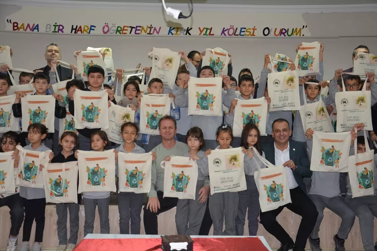 Öğrencilere Sıfır Atık Çantası