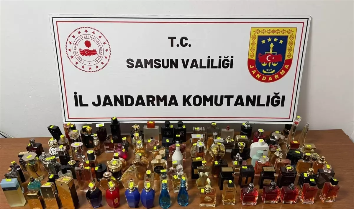 Samsun\'da Gümrük Kaçağı Parfüm Operasyonu