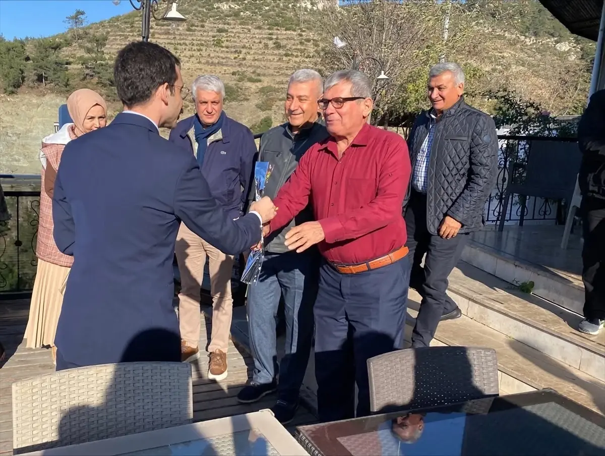 Belen Kaymakamı Emekli Öğretmenlerle Buluştu