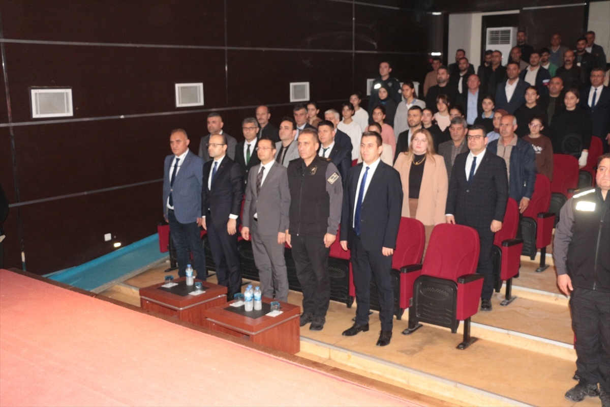 Cizre\'de Denetimli Serbestlik Konferansı
