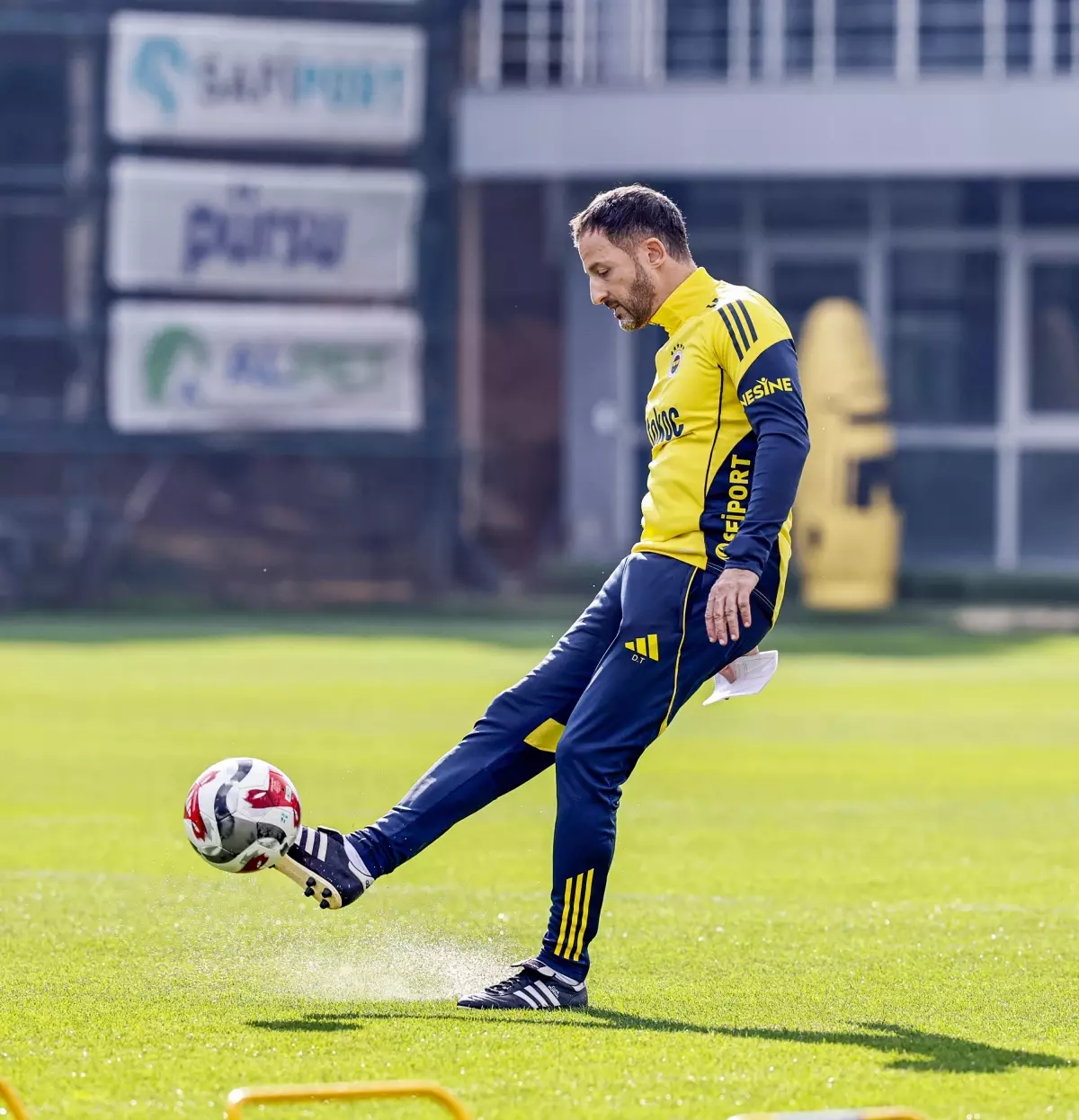 Fenerbahçe Rizespor Maçı Hazırlıklarını Sürdürüyor