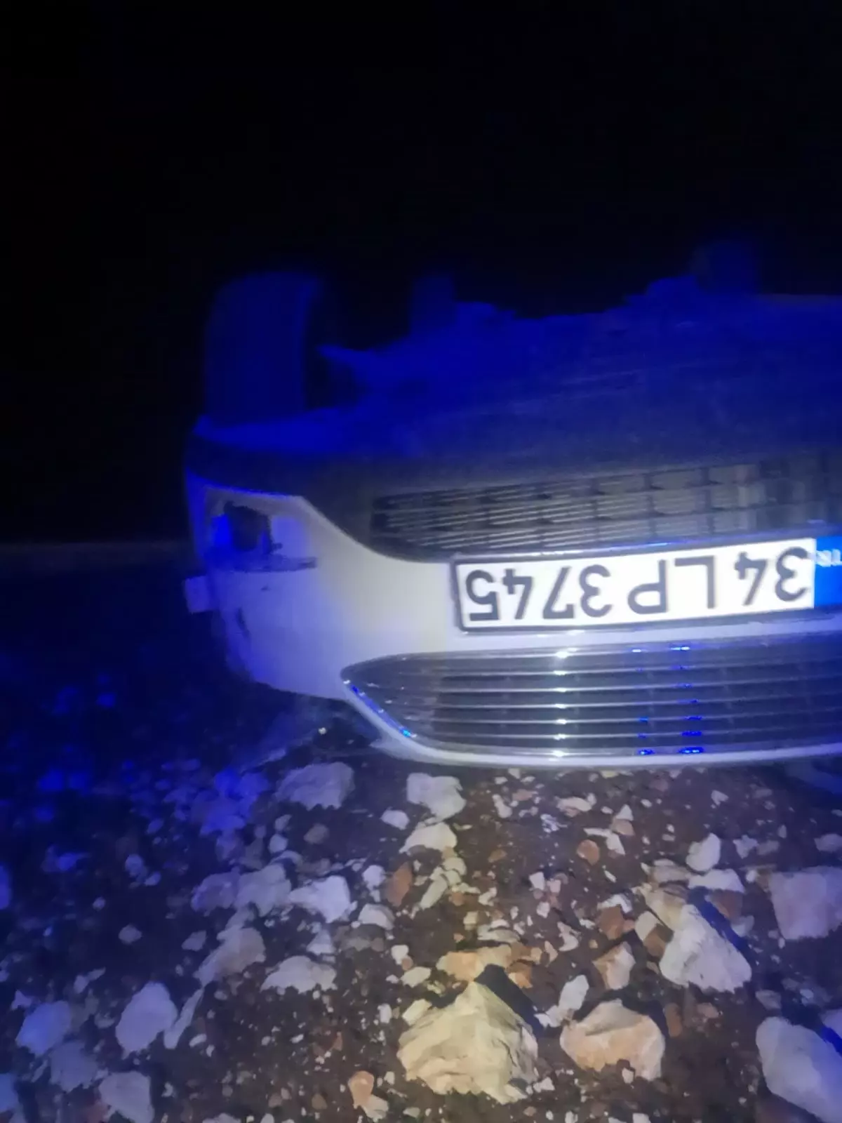 Ömerli\'de Takla Atan Araçta 7 Yaralı