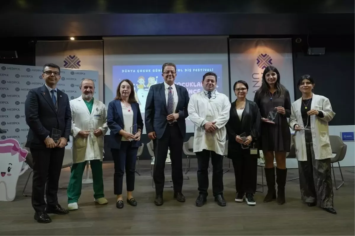 Medipol Diş Festivali\'nde Sağlıklı Gülüşler