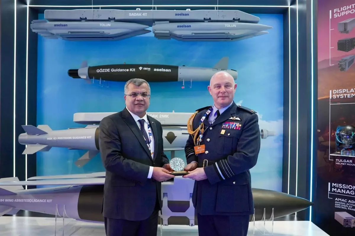 Durdalı, Dubai Hava Gösterisi\'nde