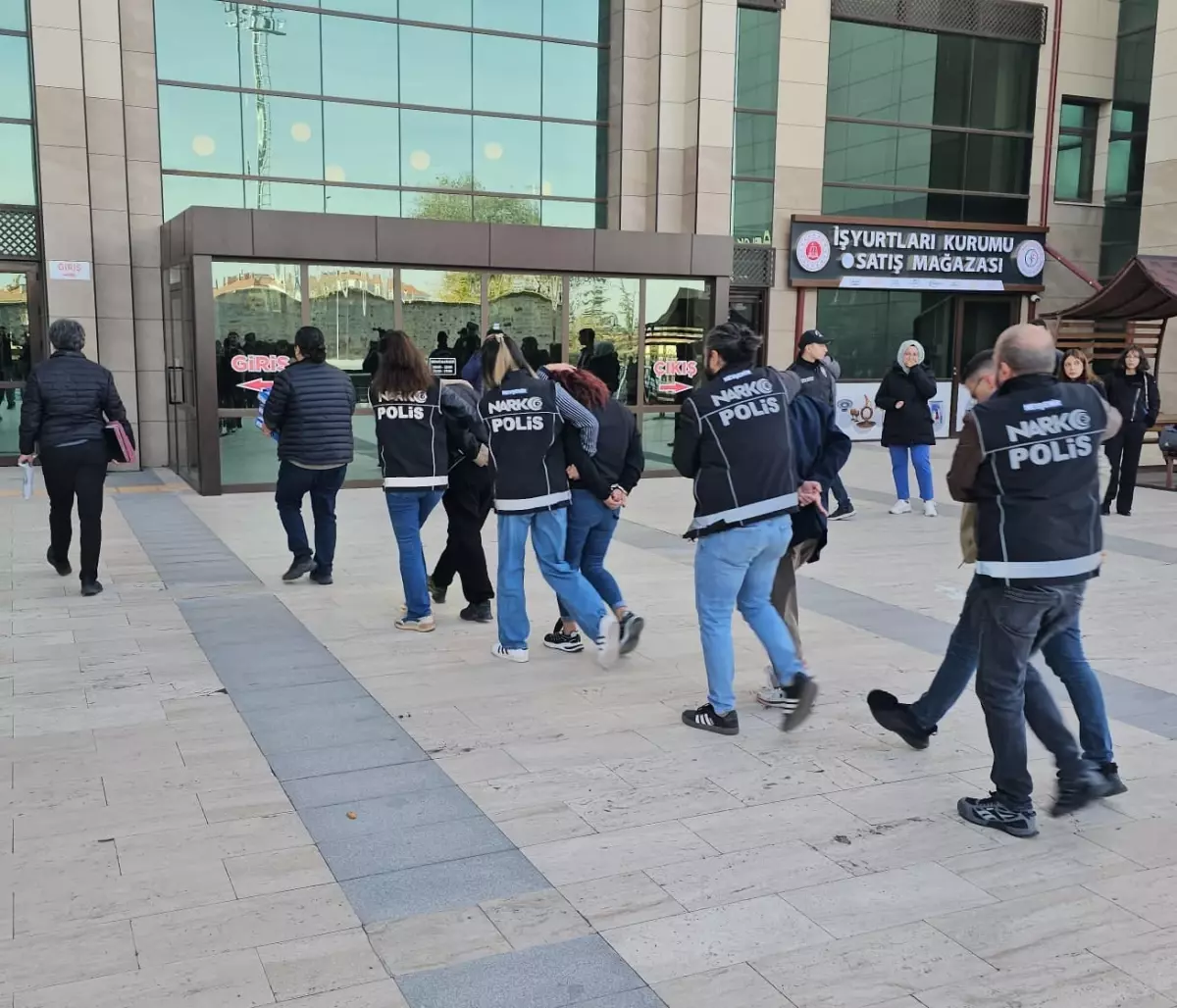 Nevşehir\'de Uyuşturucu Operasyonu: 25 Tutuklama