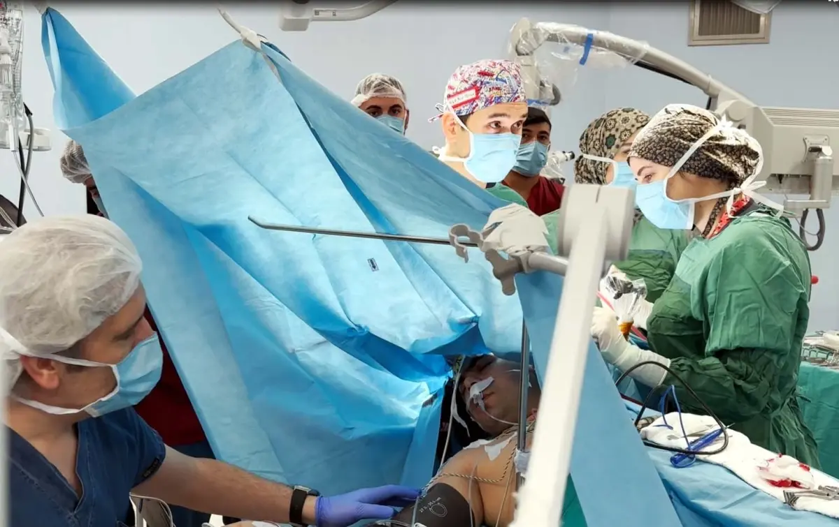 Uyanık Beyin Ameliyatı ile Tümör Alındı