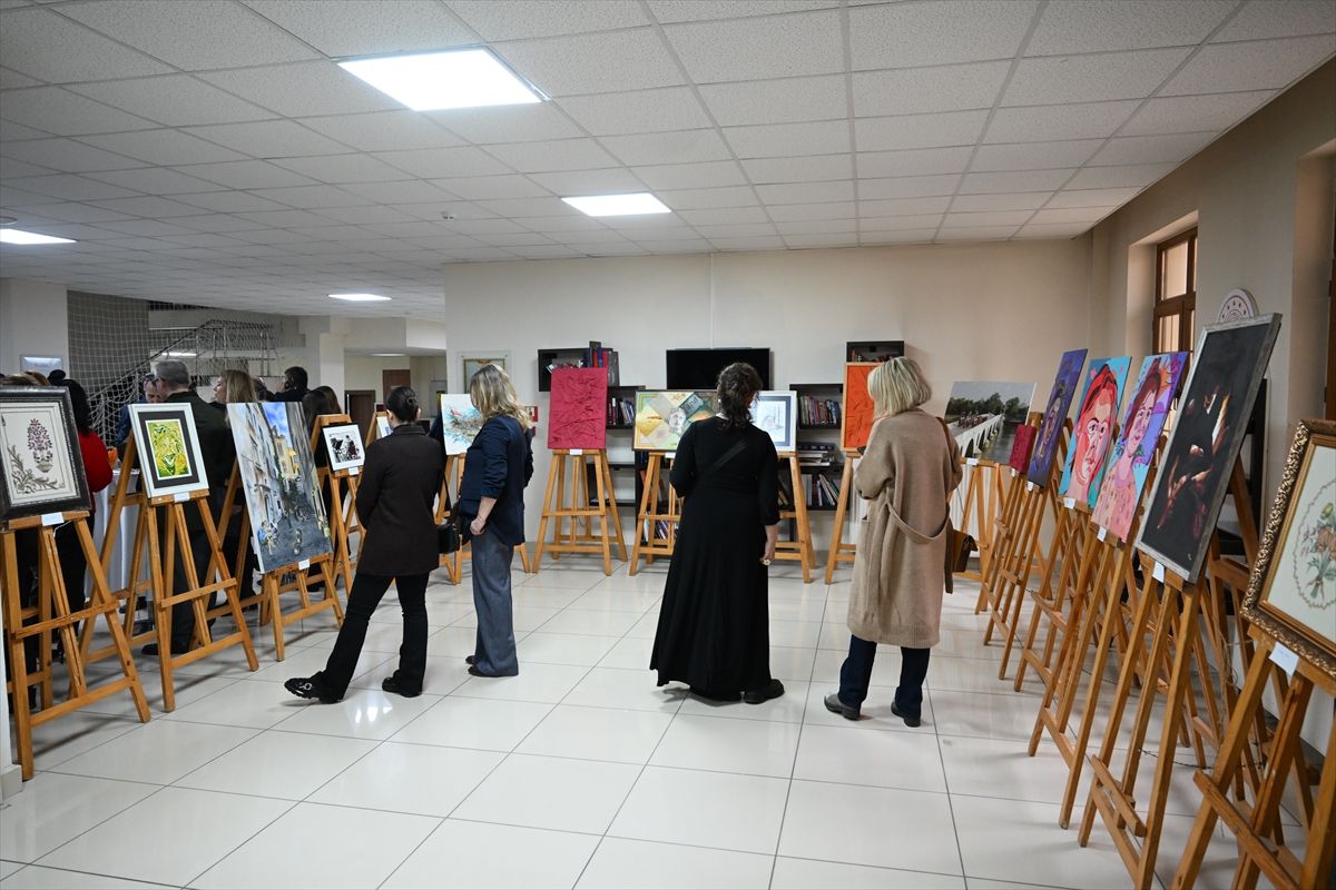 Edirne\'de 24 Kasım Öğretmenler Günü dolayısıyla programlar düzenlendi