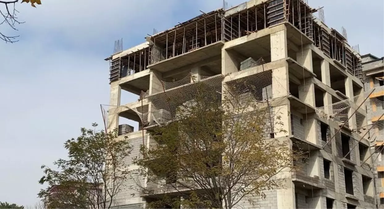 Elazığ\'da İnşaatta Düşme Olayı: 1 Ölü