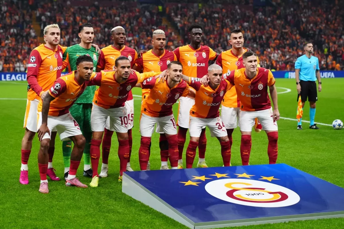Galatasaray\'ın 22 günde oynayacağı maç sayısı taraftarları kara kara düşündürüyor