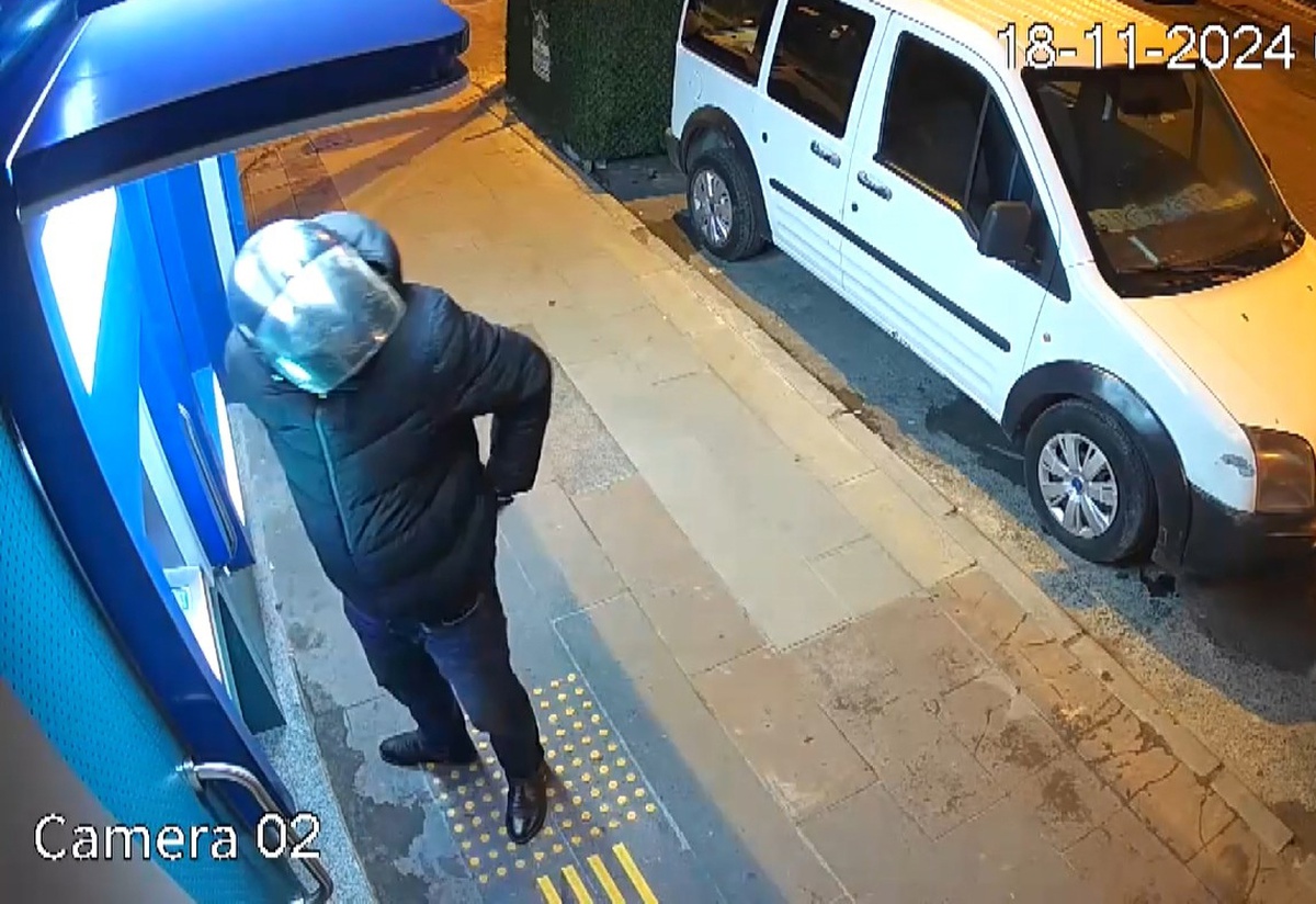 İstanbul\'da Bankamatik Hırsızlığı: Şüpheli Tutuklandı
