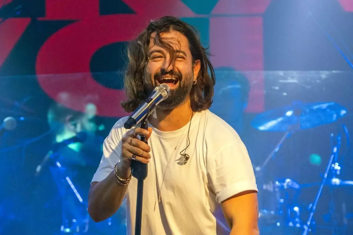 İstanbul\'u terk eden Koray Avcı\'nın yeni mesleği şaşırttı