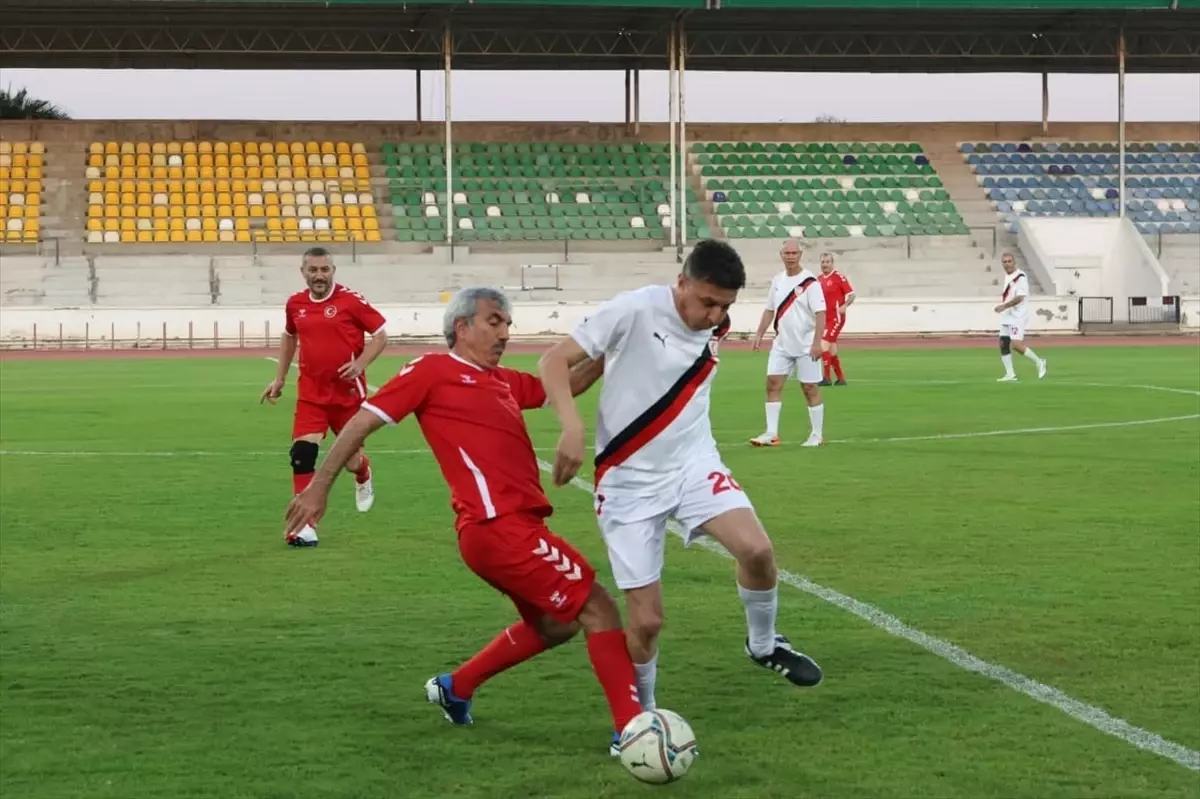 KKTC\'nin 42. Yılına Dostluk Maçı