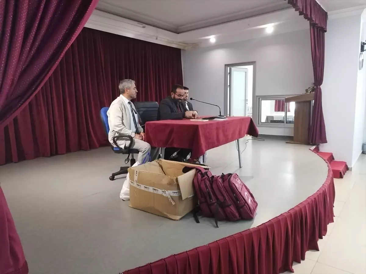 Almus\'ta Umre Eğitim Semineri Düzenlendi