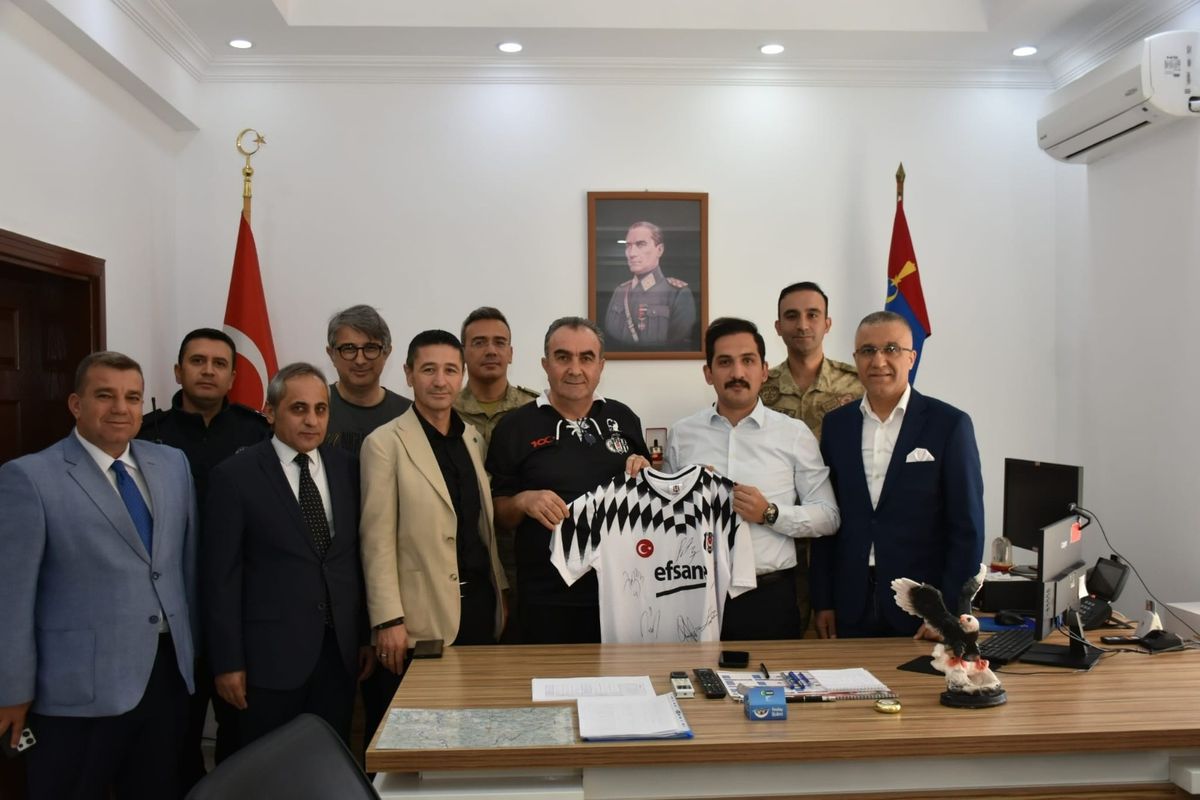 Formalarla Umut Dağıtıldı