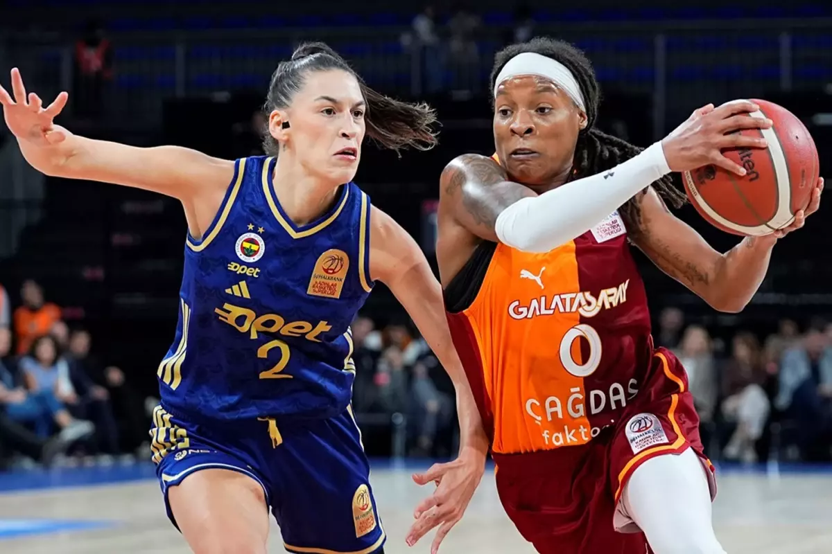 Potadaki kadınlar derbisinde Fenerbahçe, Galatasaray\'ı devirdi