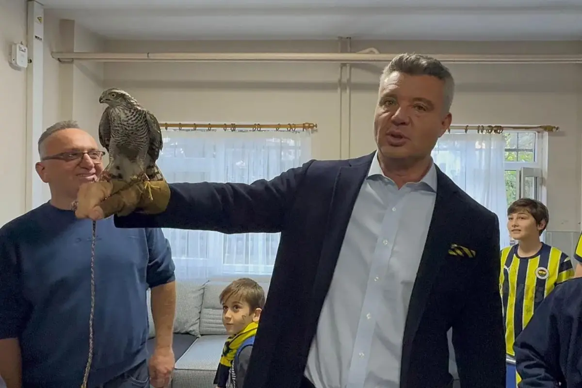 Sadettin Saran\'a Rize\'de atmaca sürprizi