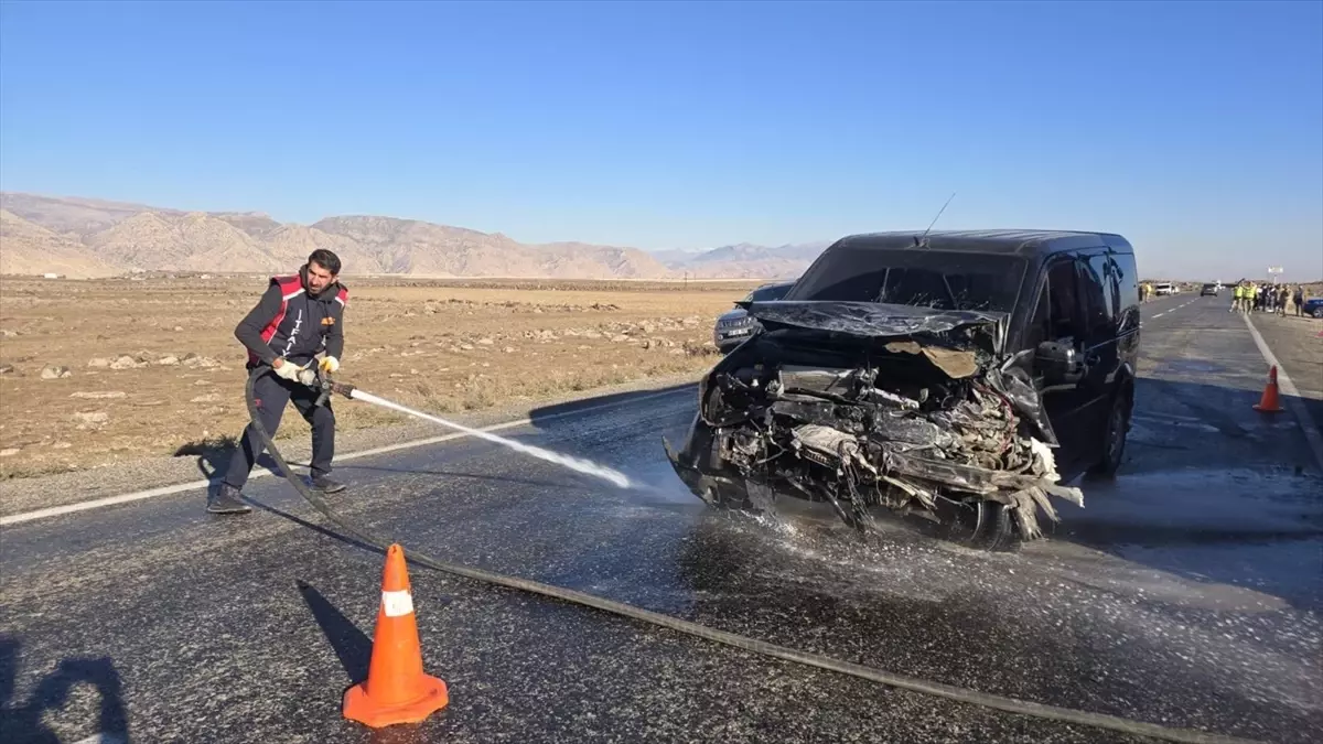 Şırnak\'ta Trafik Kazası: 7 Yaralı