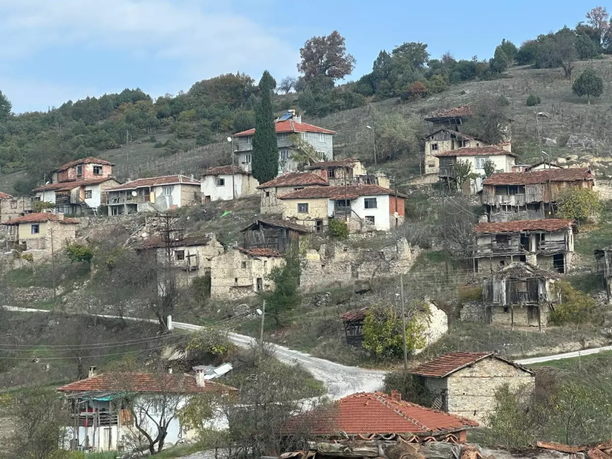 450 yıllık geçmişi var! Bu köyde artık yalnızca 4 kişi yaşıyor