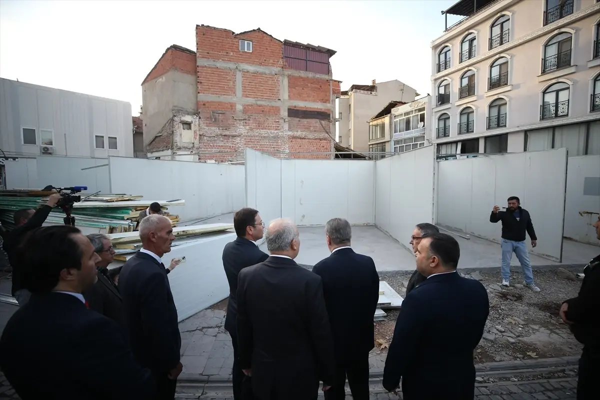 BBP Genel Başkanı Destici, Balıkesir Sındırgı\'da konuştu Açıklaması